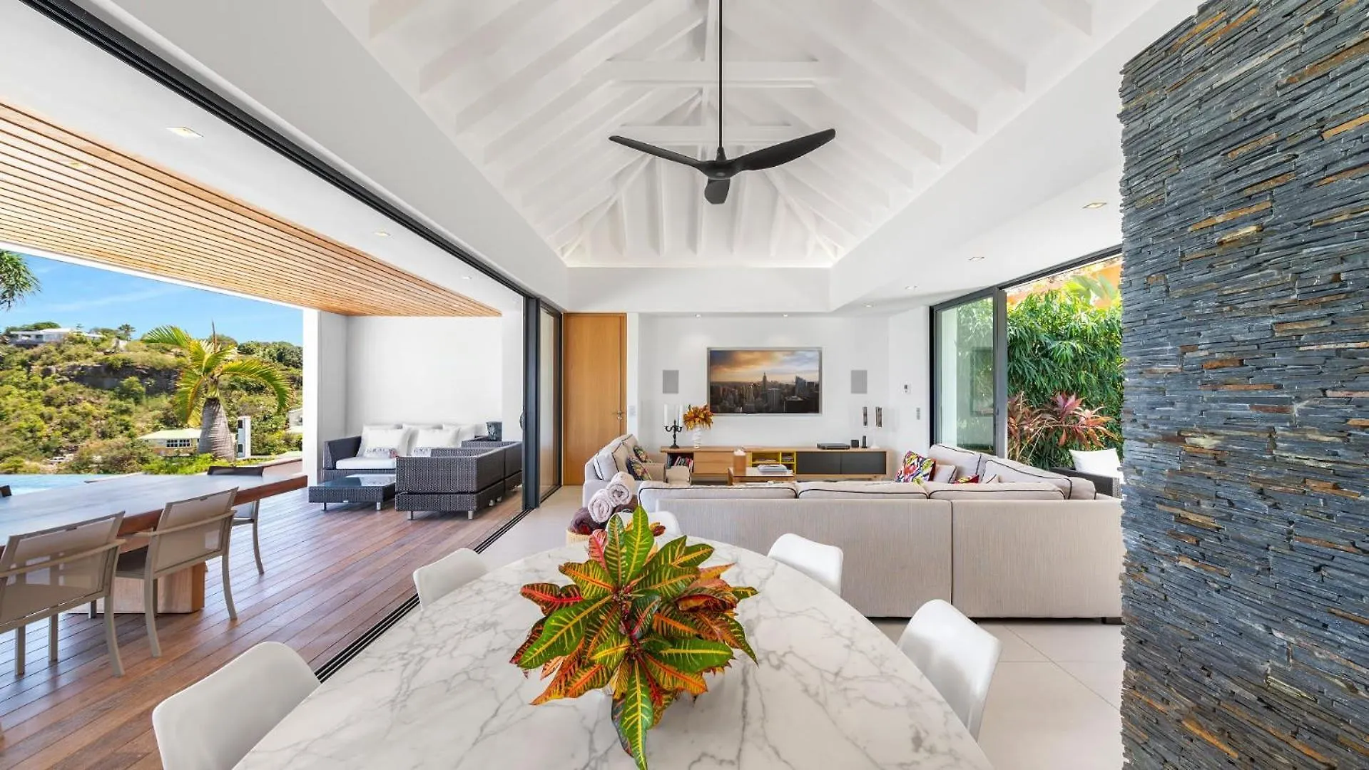 Architecture Jewel Set On A Hillside Vila St. Barthelemy Villa